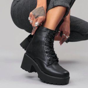 Platform Lace Up Boots